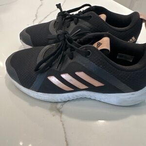 Kids adidas tennis shoes